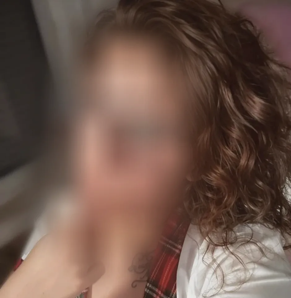 Denise, 37