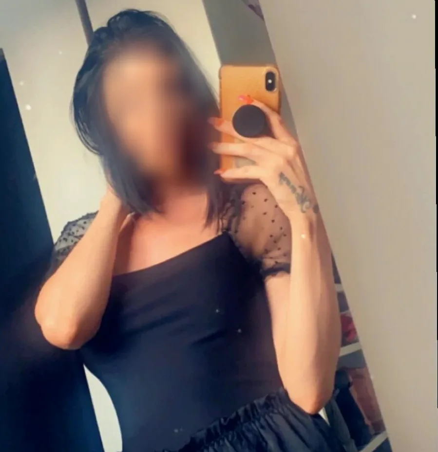Evi, 31
