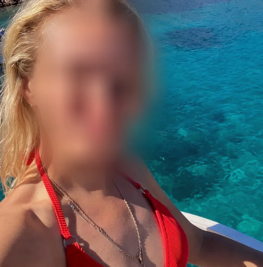 Salma, 39