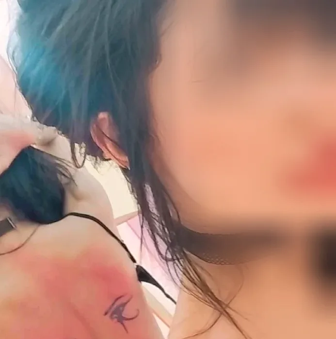 Sofie, 25