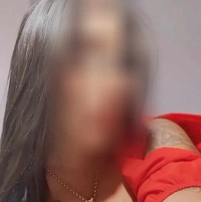 Yasmin, 31